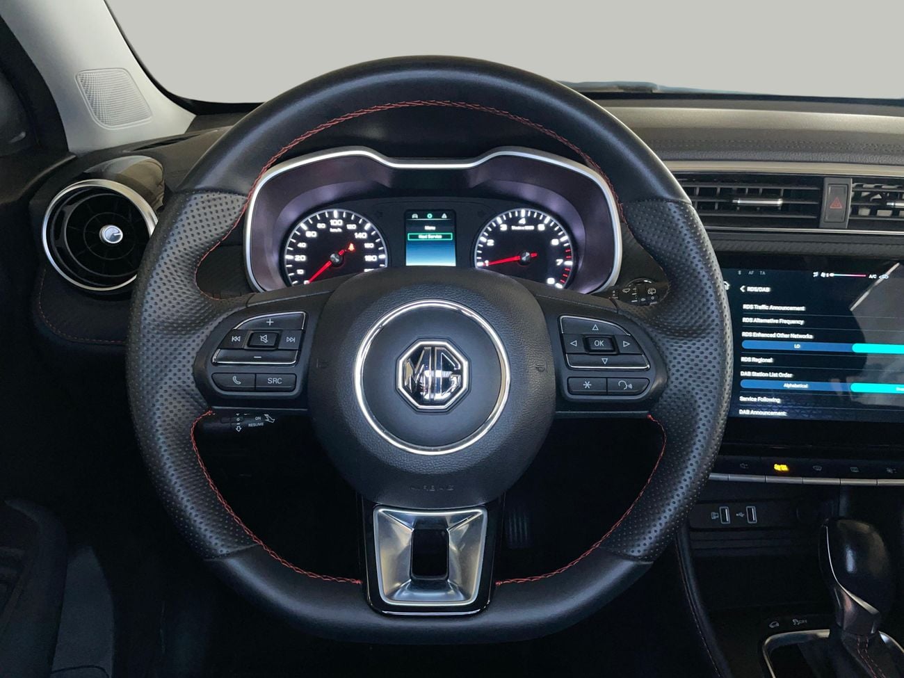 MG ZS STD 2025 | AED 601/Month | 0 DP | 30 Day Return | Warranty | Service History
