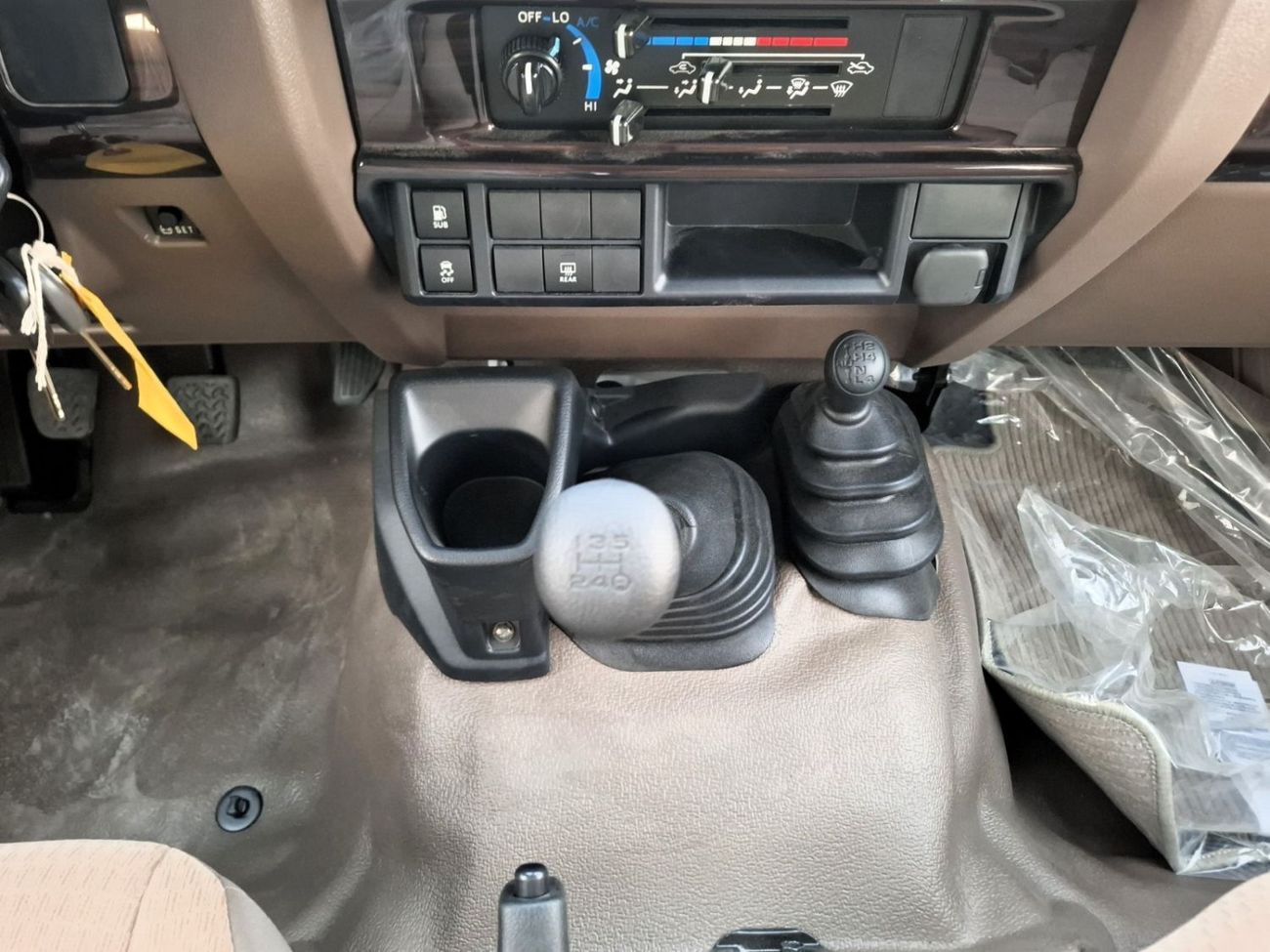 Toyota Land Cruiser 70 LC Hardtop 3 Door 2.8L 2025 MT M.W White Diesel