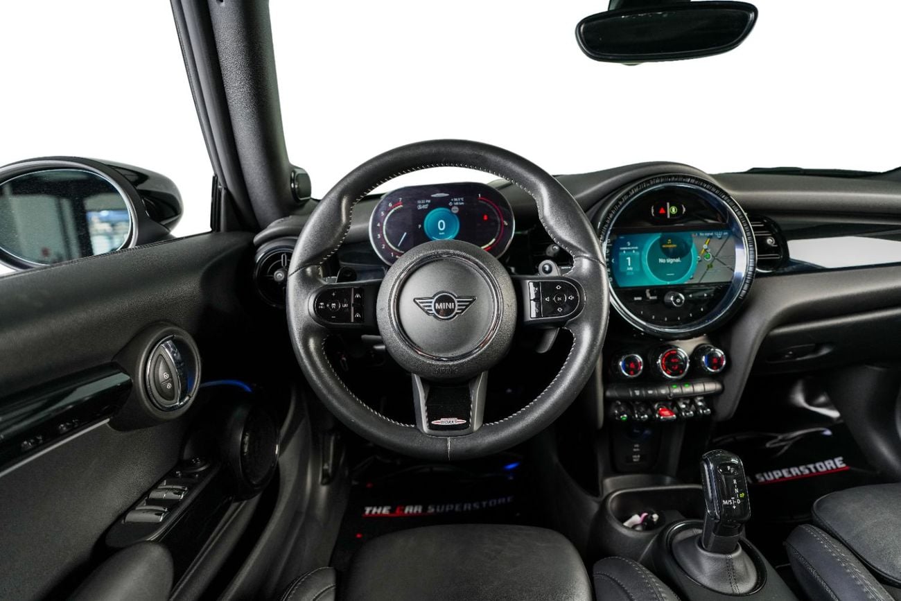 Mini Cooper S CABRIO John Cooper Works-Cabriolet-GCC-full service history-well maintained