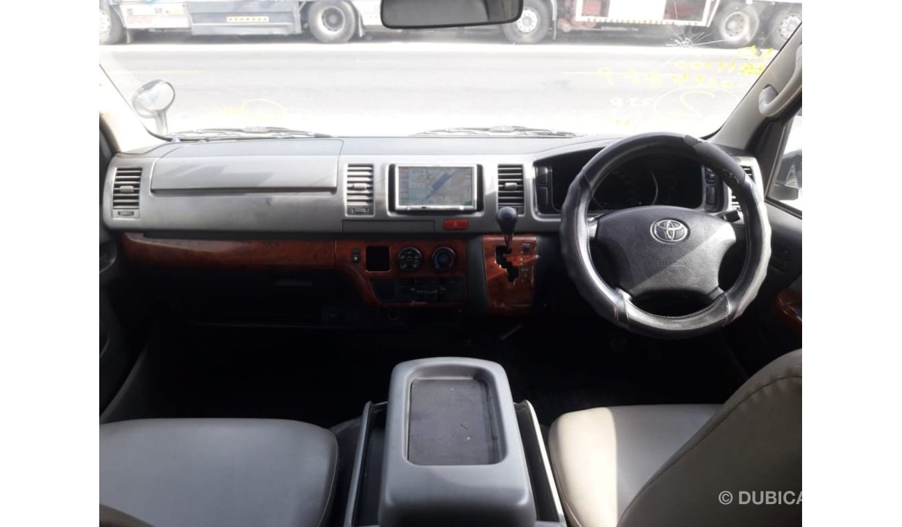 Toyota Hiace Hiace RIGHT HAND DRIVE (Stock no PM 739 )