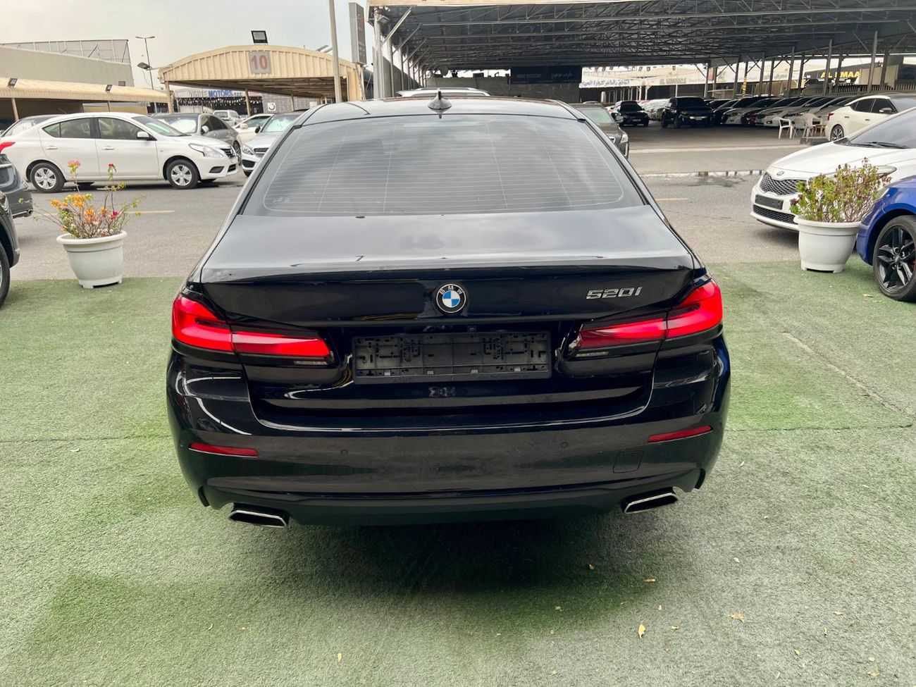 BMW 520i M Sport Comfort 2.0L fast owner under warranty egancy original condition free accedant no paint agac