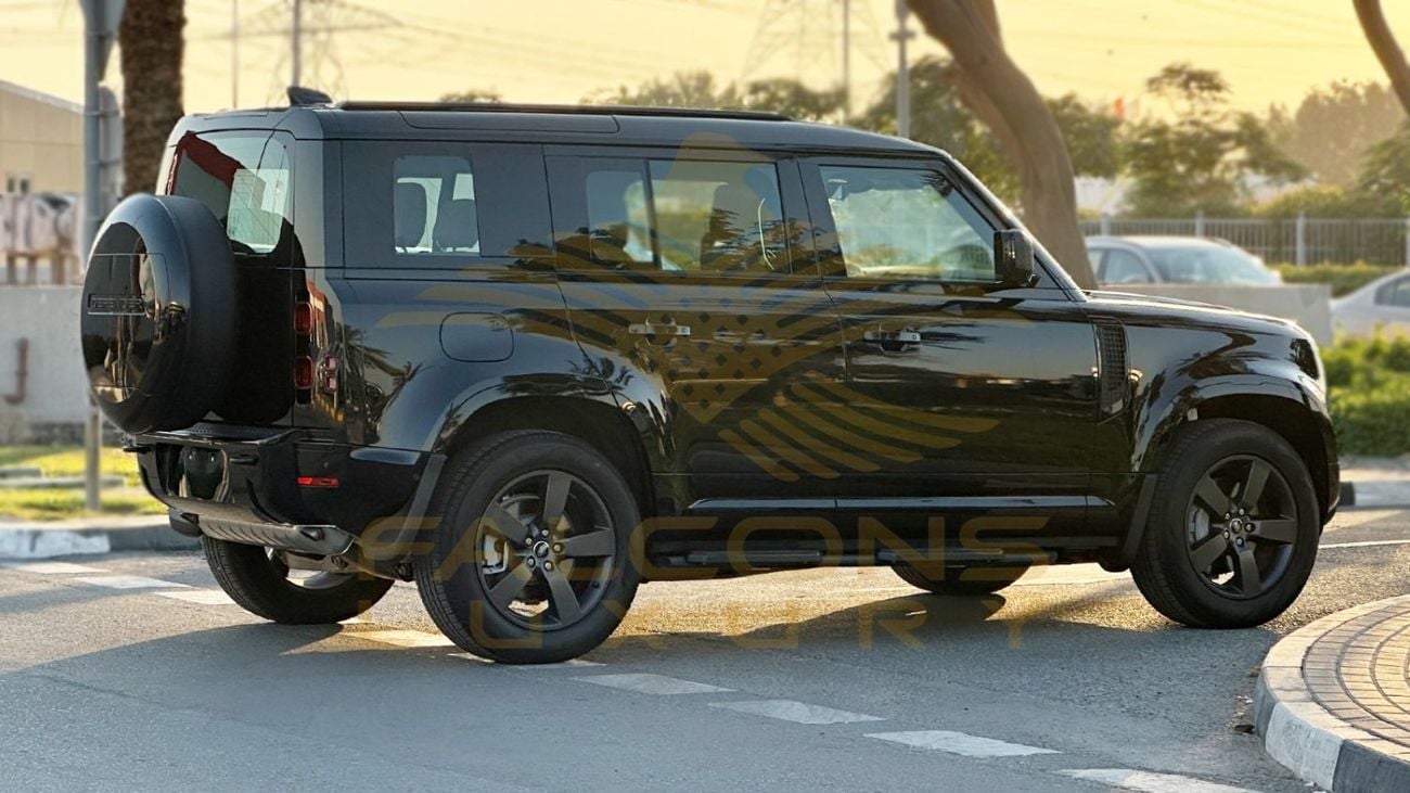 Land Rover Defender 110 HSE P400 3.0L GCC DEALER WARRANTY 5 YEARS