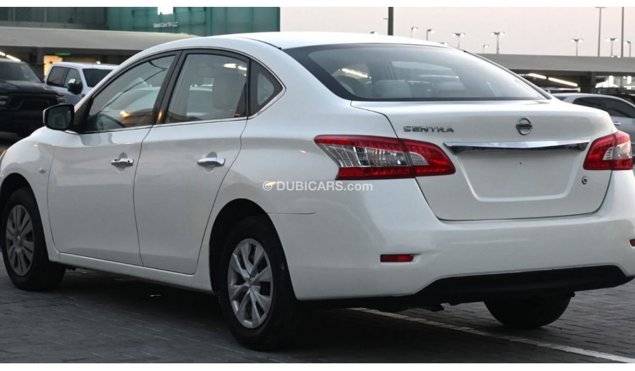 Nissan Sentra 2016 GCC EXCELLENT CONDITION WITHOUT ACCIDENT