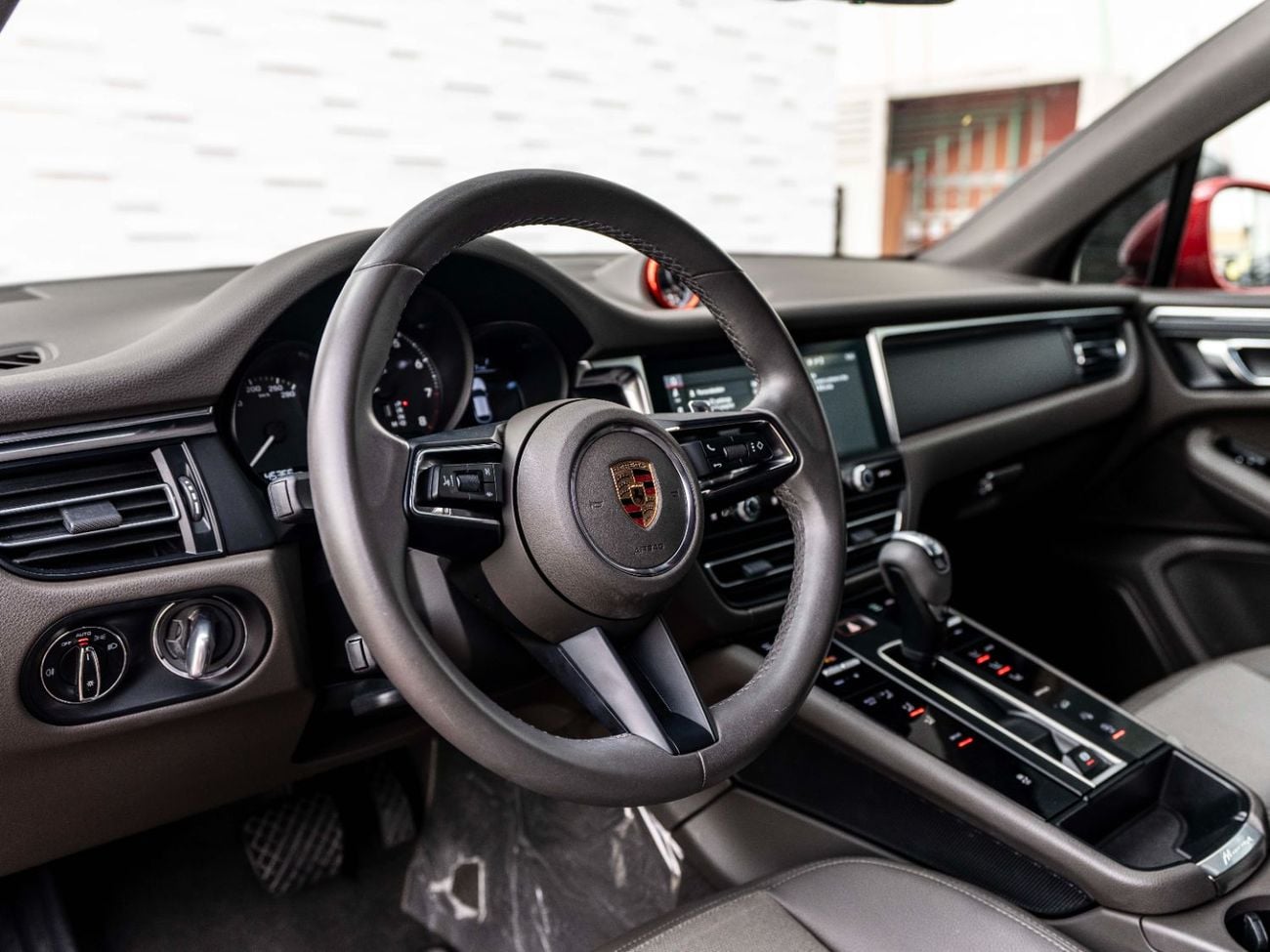 Porsche Macan Std 2.0L (252 HP)