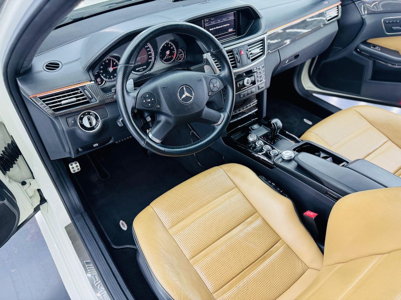 مرسيدس بنز E 63 AMG AMG 6.2L (518 HP) 2011 Mercedes Benz E63, 3 Years Mercedes Service Contract, Carbon Fiber Package, G