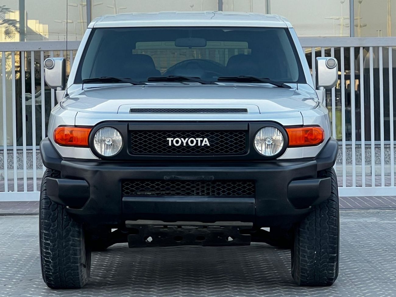 تويوتا إف جي كروزر TOYOTA FJ 2008 GCC GOOD CONDITION INSIDE OUT SIDE