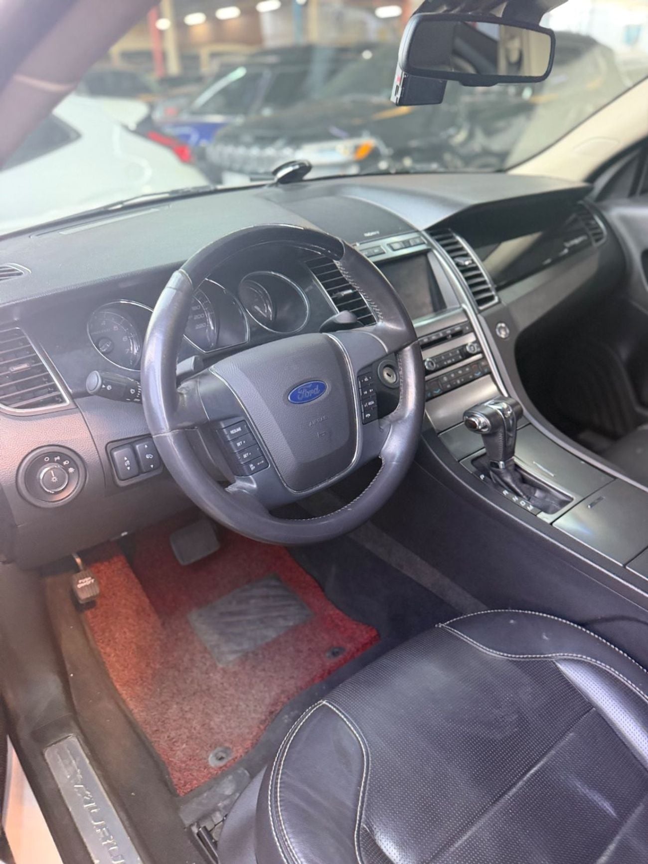 Ford Taurus LTD