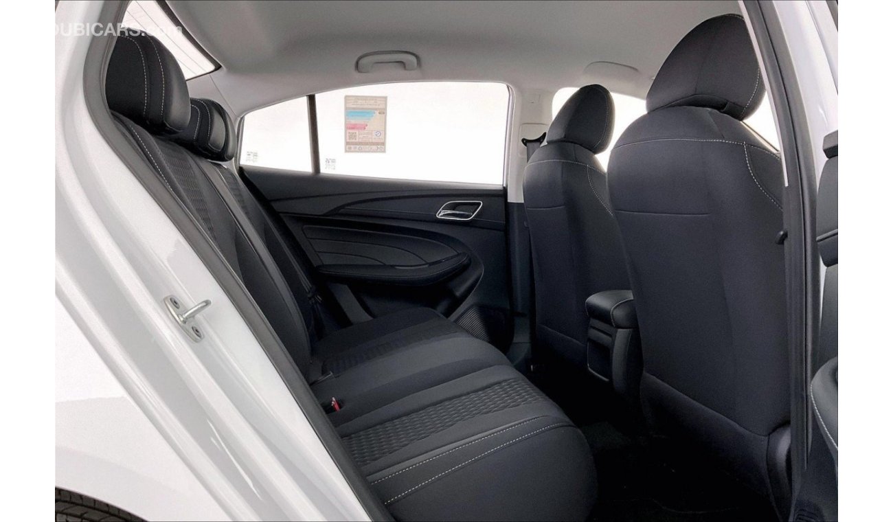 أم جي 5 Standard