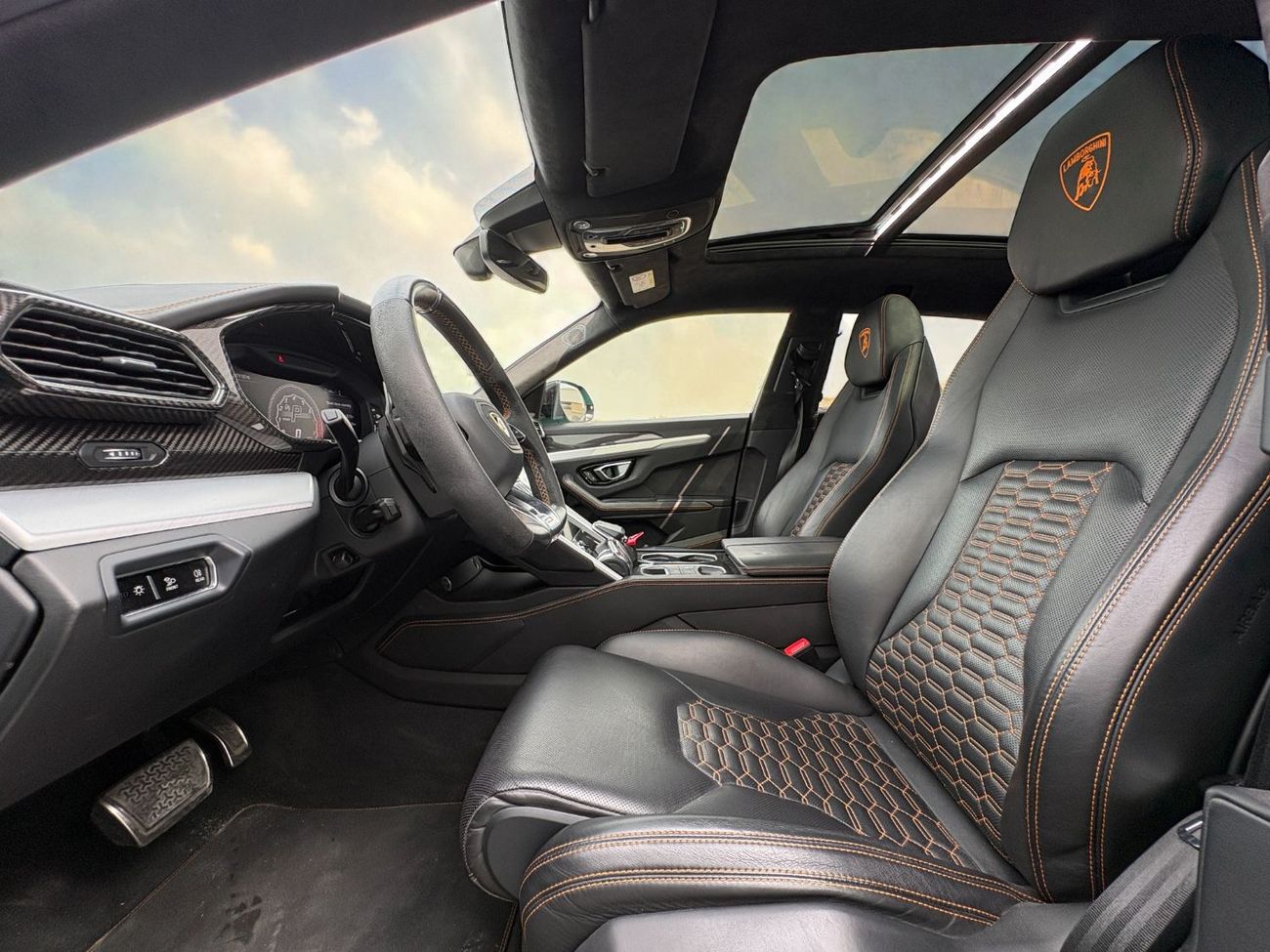 لامبورغيني اوروس STD 4.0T V8 A/T | 2020 | EUROPEAN SPECS | AED 11,200 per month