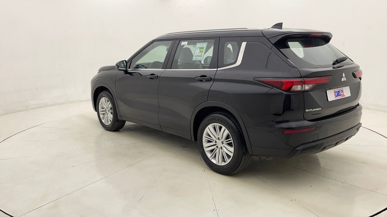 ميتسوبيشي آوتلاندر MIDLINE PLUS 2.5 | بدون دفعة مقدمة | اختبار القيادة في المنزل