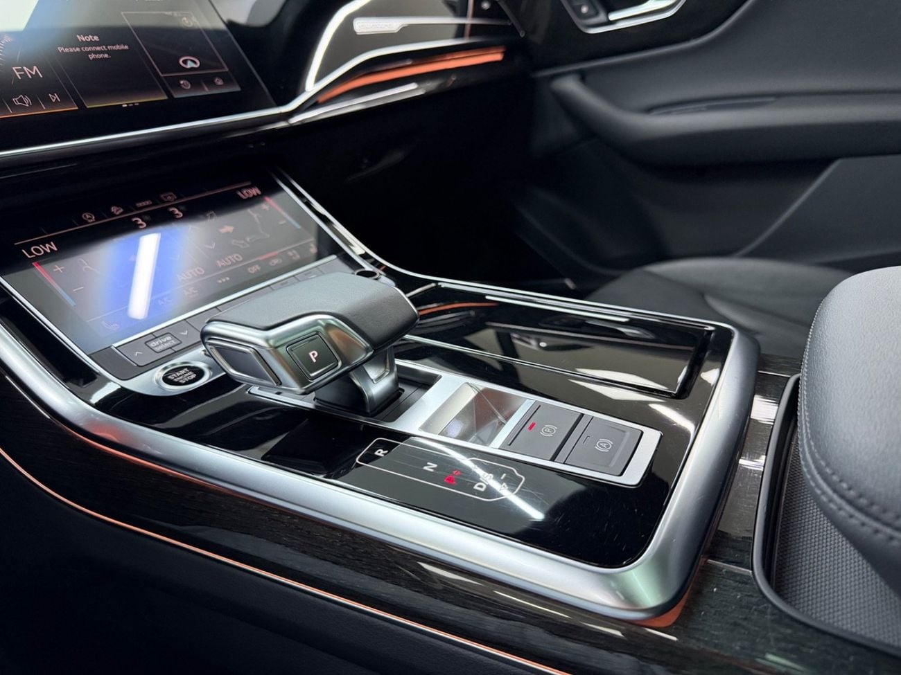 أودي Q7 55 TFSI quattro S Line 2.0L