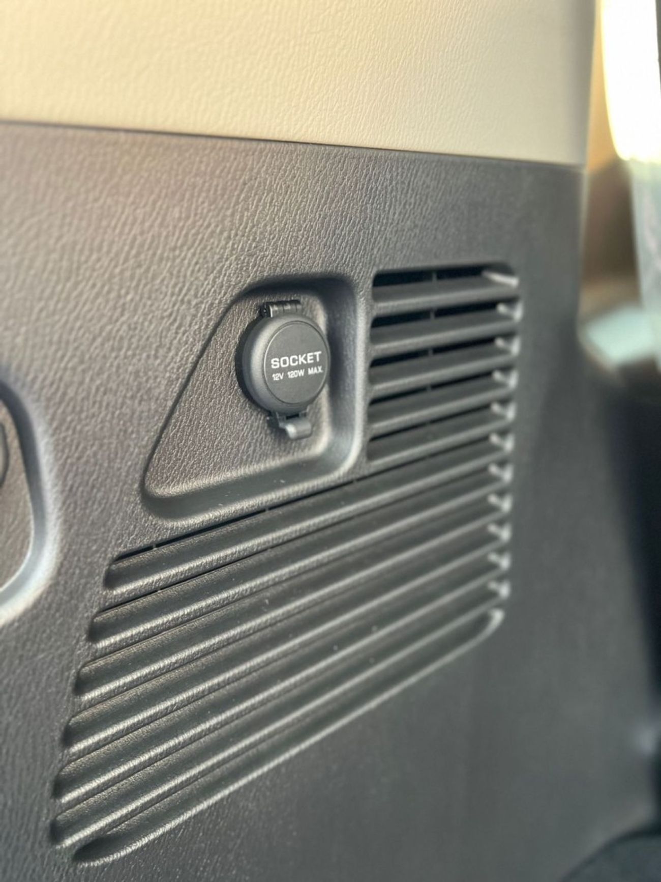 نيسان باترول LE Platinum City 5.6L