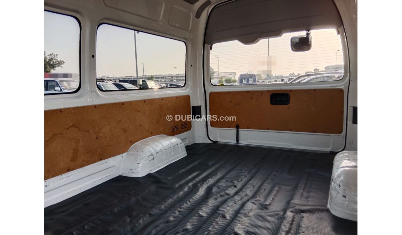 Toyota Hiace TOYOTA HIACE VAN RIGHT HAND DRIVE(PM02295)