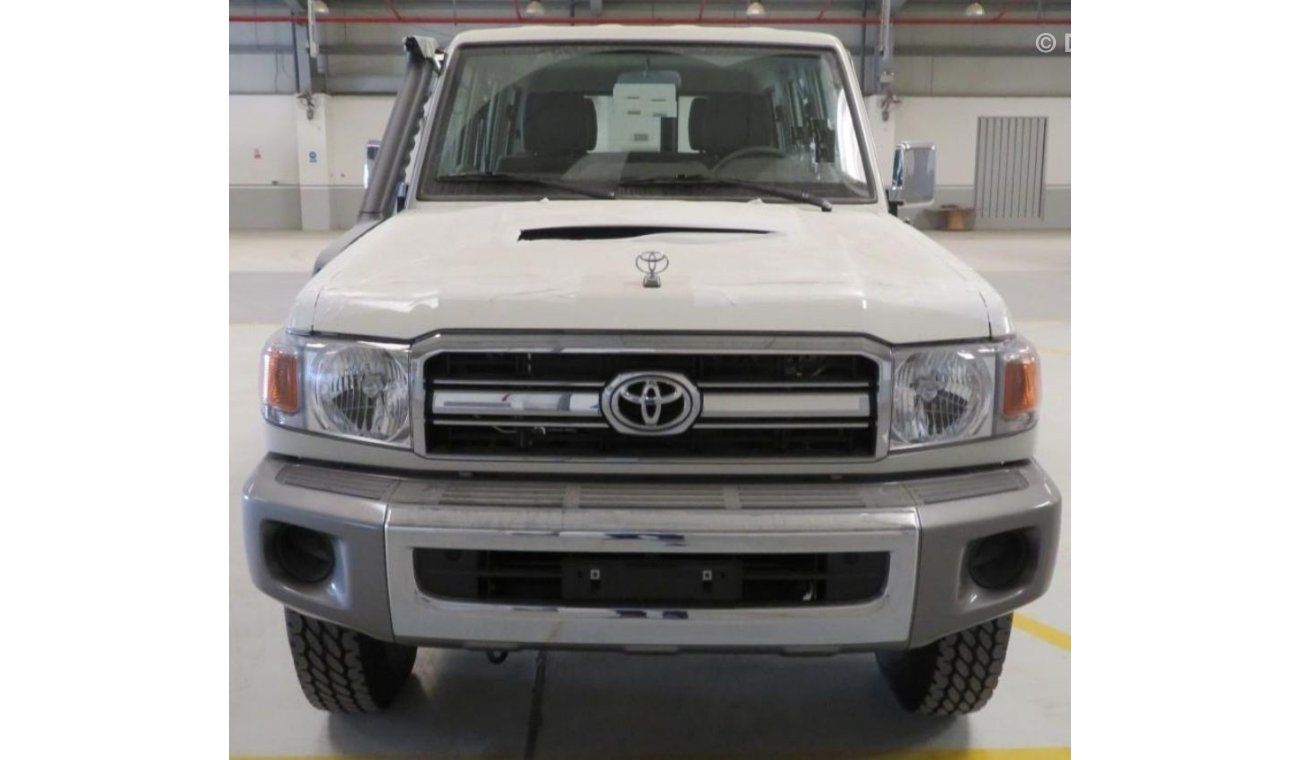 تويوتا لاند كروزر هارد توب 2022 Toyota Land cruiser Hardtop 5 door 4.5L Diesel Last few units only