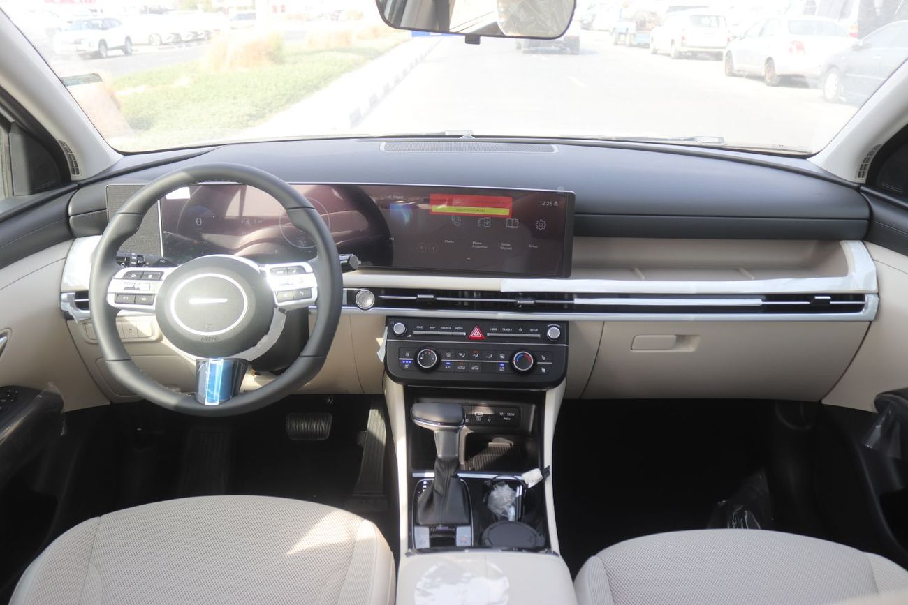 Hyundai Tucson 2.0L , Seat Heating - Cooling, Panoramic Roof, Push Start, Full Option Model 2025