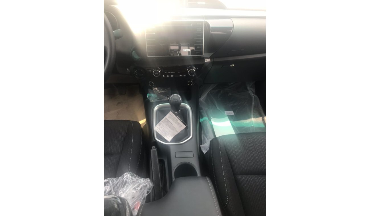 Toyota Hilux manual full option