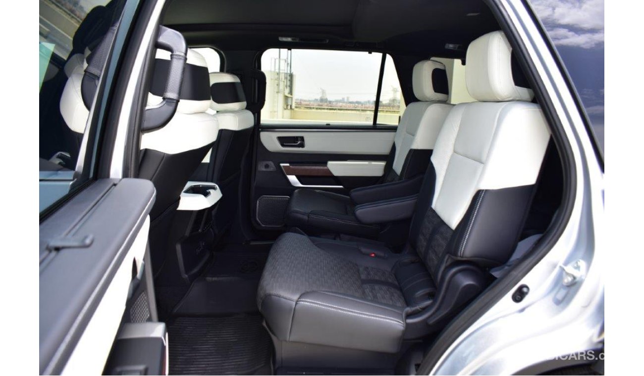 Toyota Sequoia Capstone Hybrid V6 3.5L Turbo 4wd 7-seater Automatic