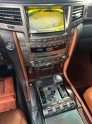 Lexus LX570