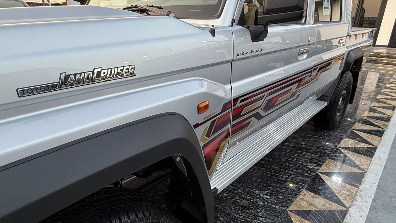 Toyota Land Cruiser Pick Up TOYOTA PICK-UP LC 79 A/T 4.0L V6 - 2025