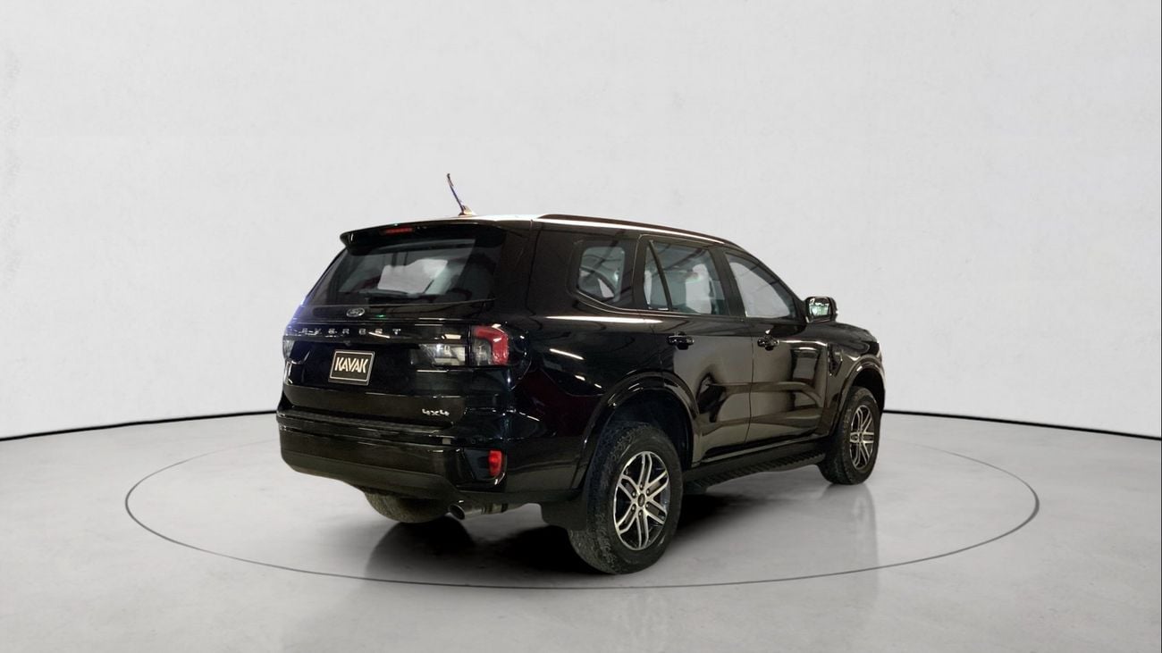 فورد ايفرست 2.3 XLS 4WD AUTO CLOTH OFF ROAD 18ALW | شامل الضمان | 0 ﺪﻔﻋﺓ ﺃﻮﻟﻯ