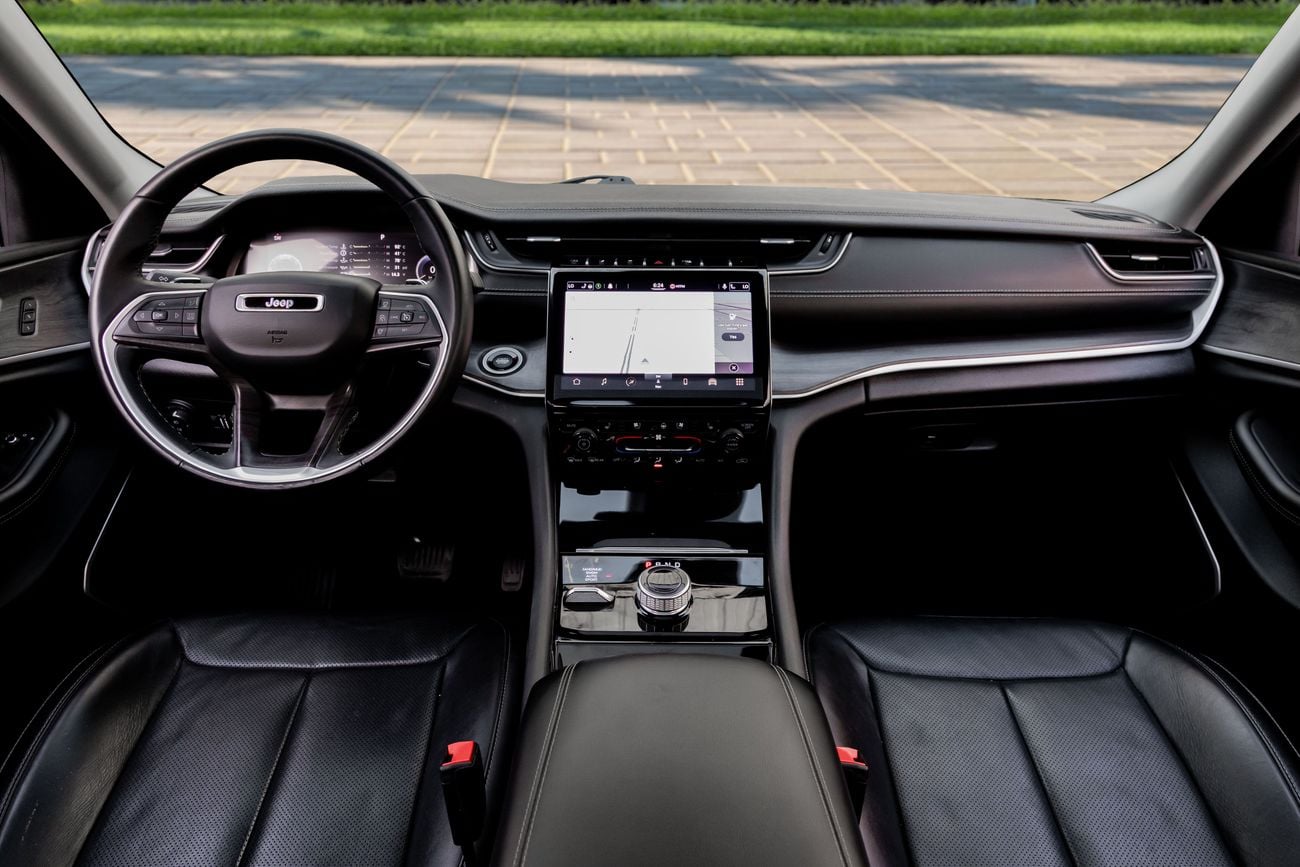 جيب جراند شيروكي Grand Cherokee Limited | 2,155 P.M | 0% Downpayment | WARRANTY!