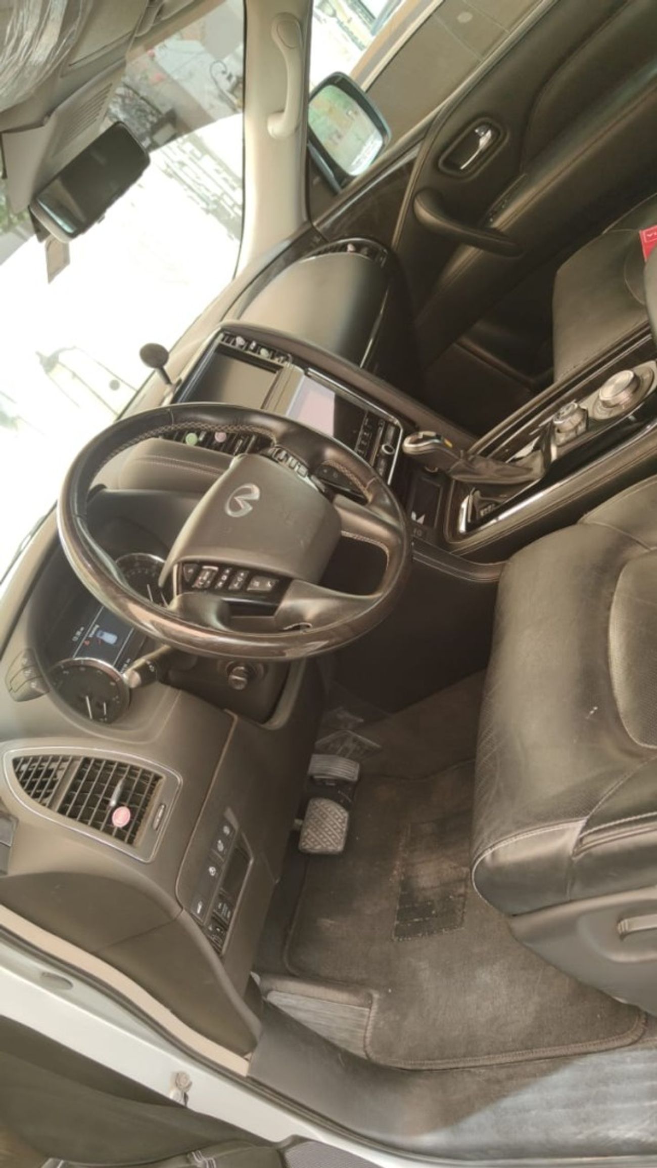 Infiniti QX80 Black Edition 5.6L