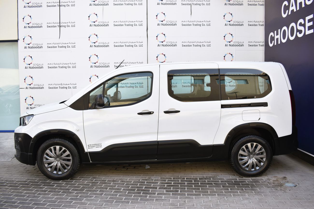 Peugeot Rifter AED 929 PM | 1.6L MT LG 2023 GCC AGENCY WARRANTY UP TO 2028 OR 100K KM