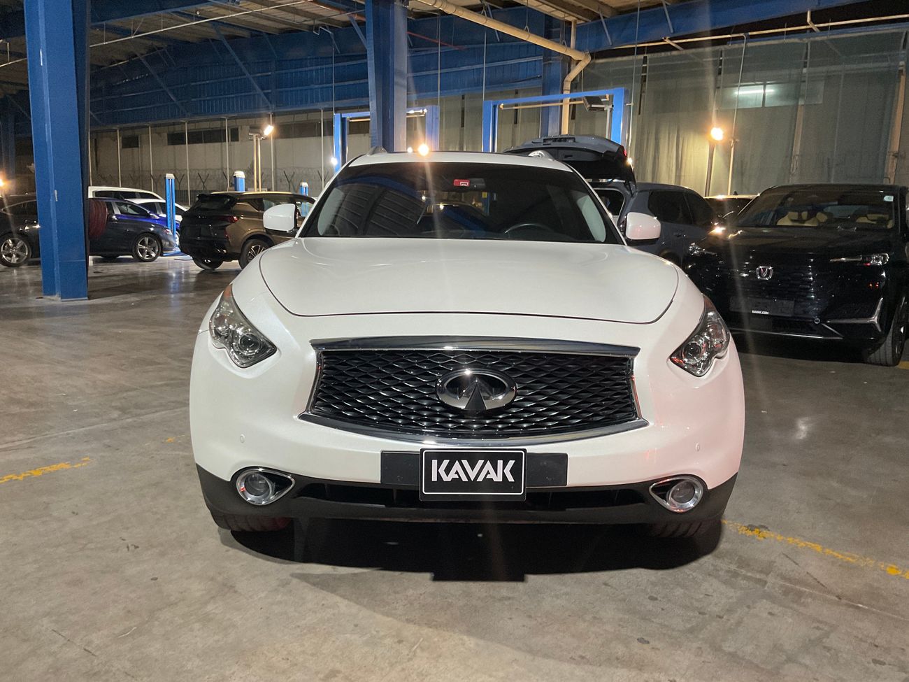 إنفينيتي QX70 Luxury / Luxe Sensory | شامل الضمان | 0 ﺪﻔﻋﺓ ﺃﻮﻟﻯ