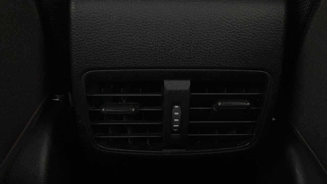 تويوتا كورولا XLI 1.6 | بدون دفعة مقدمة | اختبار القيادة في المنزل