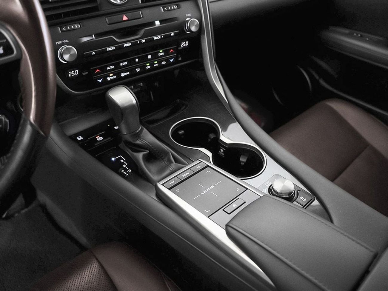 لكزس RX450h Prestige 3.5L (6 Seater)