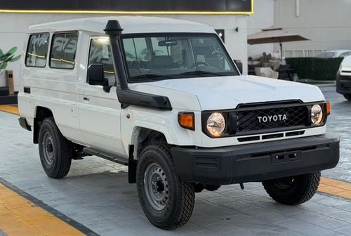 تويوتا لاند كروزر 70 LC 78 HARDTOP 4.0L MT