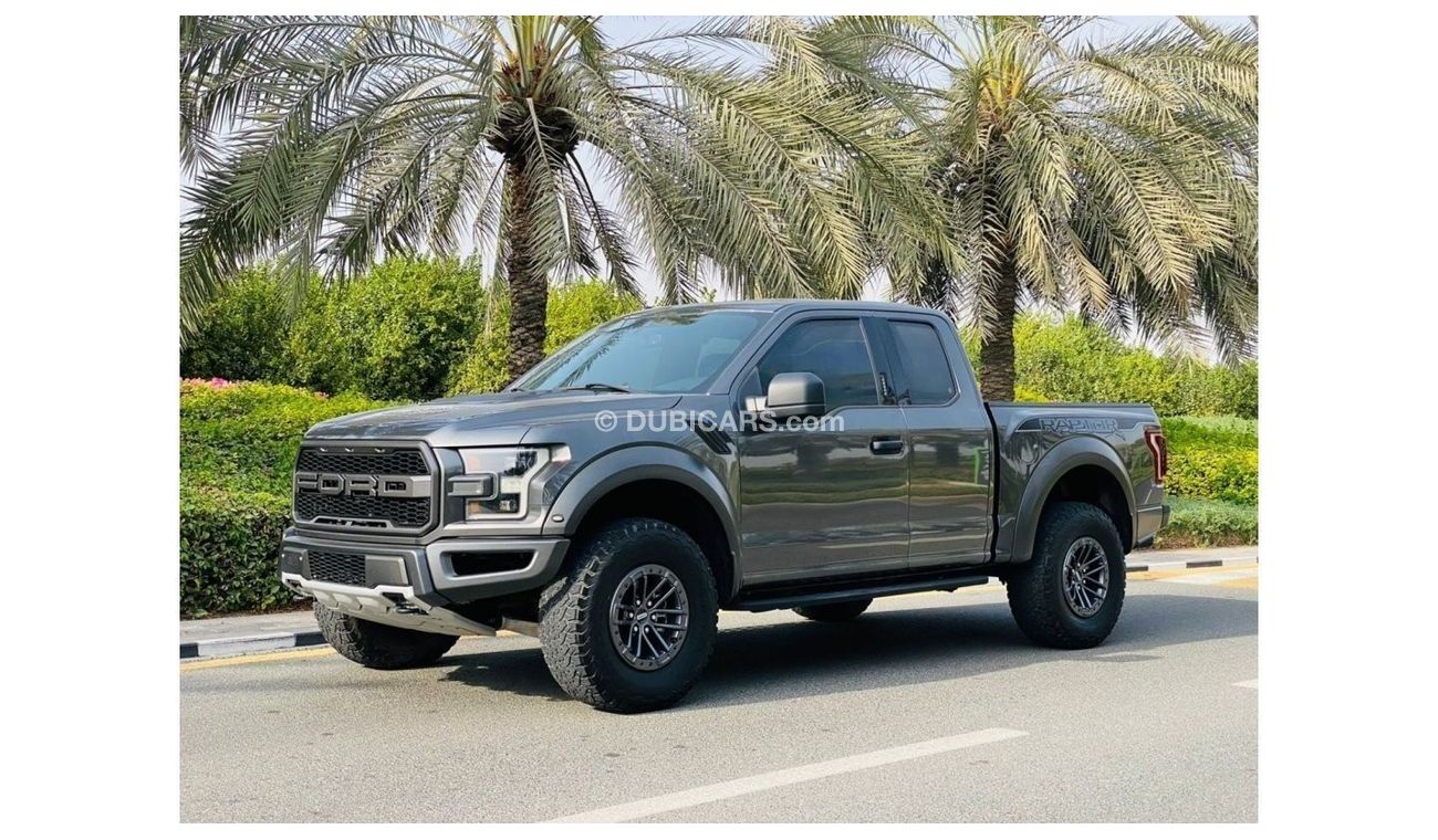 Ford F 150 Raptor Ford raptor 2020 GCC perfect condition under warranty contarct services