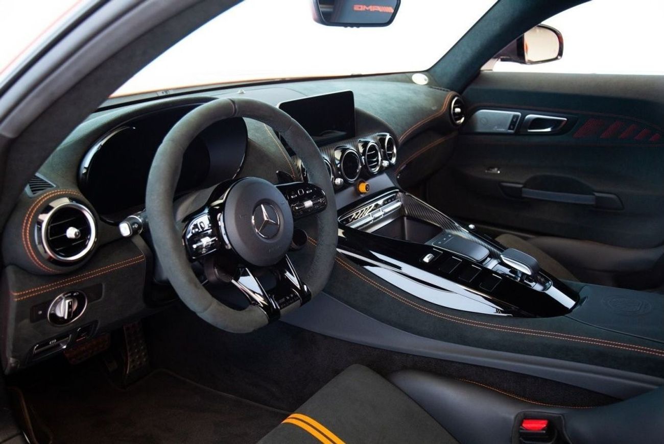 Mercedes-Benz AMG GTR