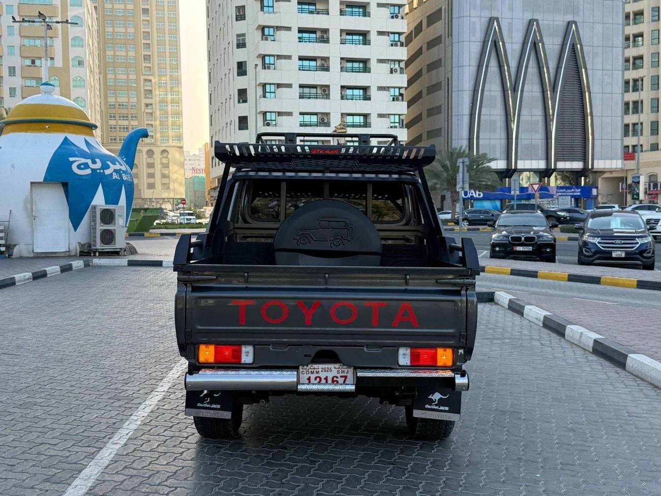 تويوتا لاند كروزر V8 GXL with Upgraded Shape