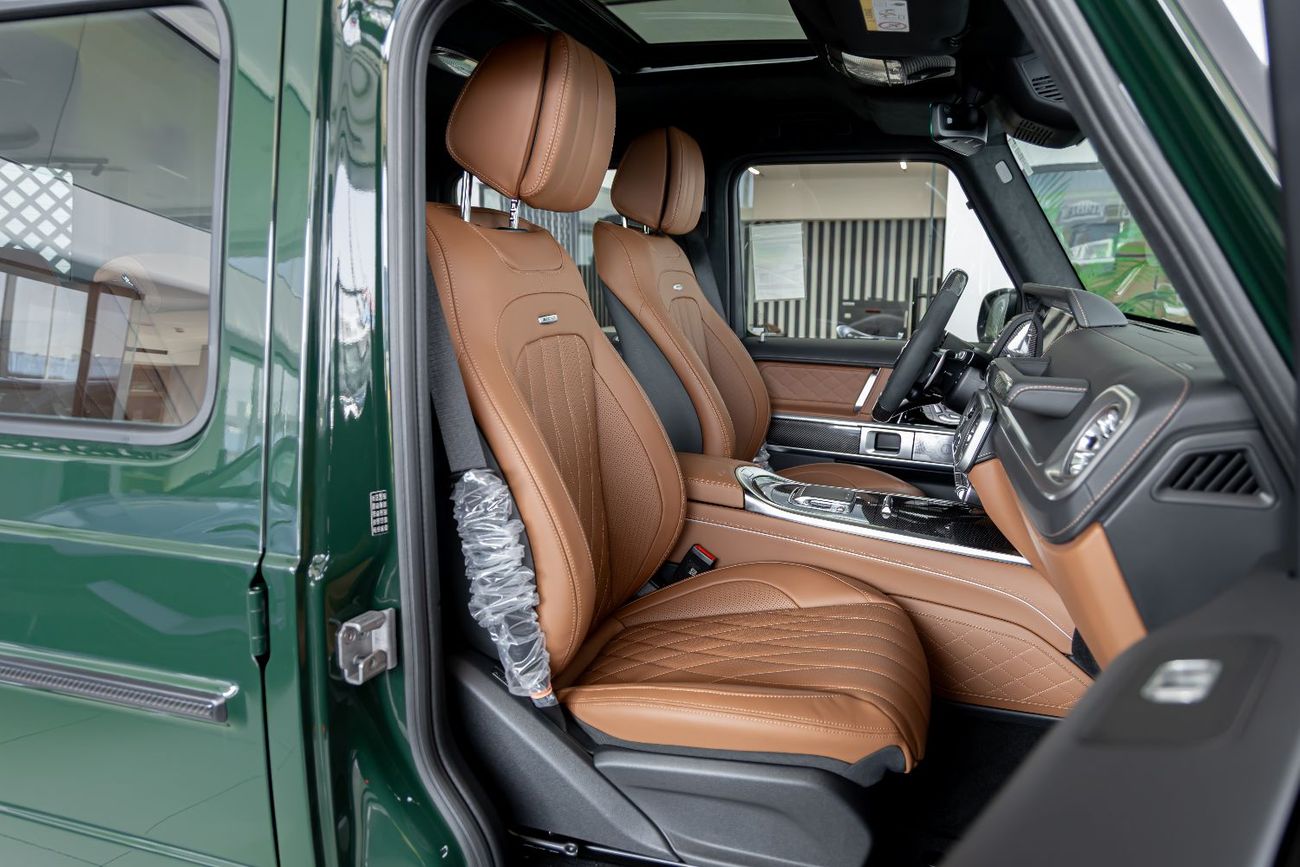 مرسيدس بنز G 63 AMG Double Night Pack|Fully Loaded|2026 Fully Cardbon Fiber |Gargash Auto Warranty PERFOMANCE PACKAGE