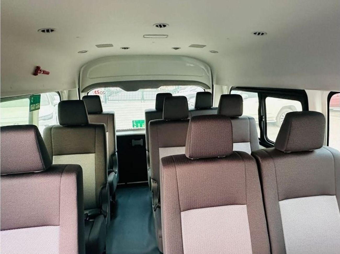 Toyota Hiace 3.5L, HIGH ROOF, PETROL, AUTOMATIC TRANSMISSION, 13 PERSON, AIRCONDION, POWER WINDOWN, MODEL 2025