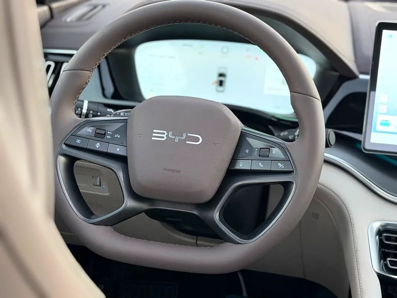 BYD Song Plus FWD 2025 BYD Song Plus DM-i