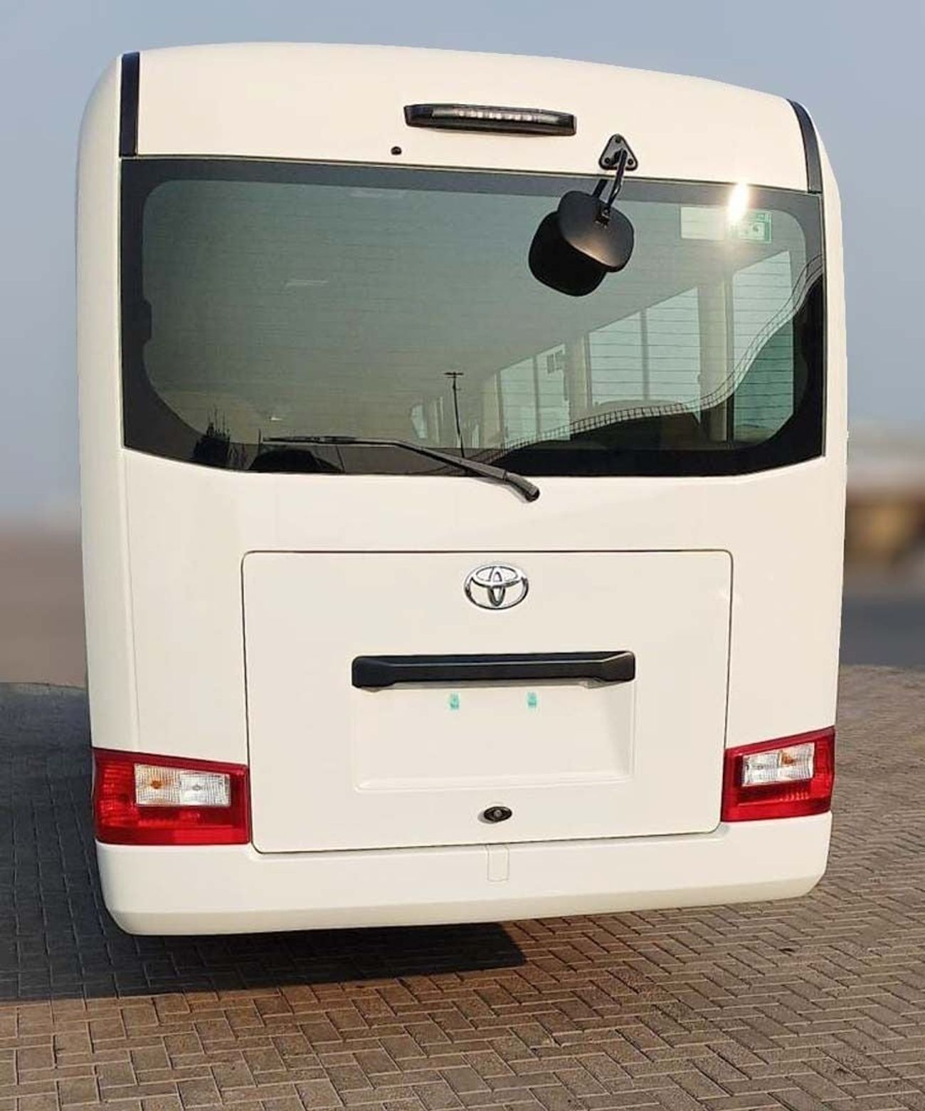 Toyota Coaster 4.0L DSL (23 STR, 2P SEAT BELT)