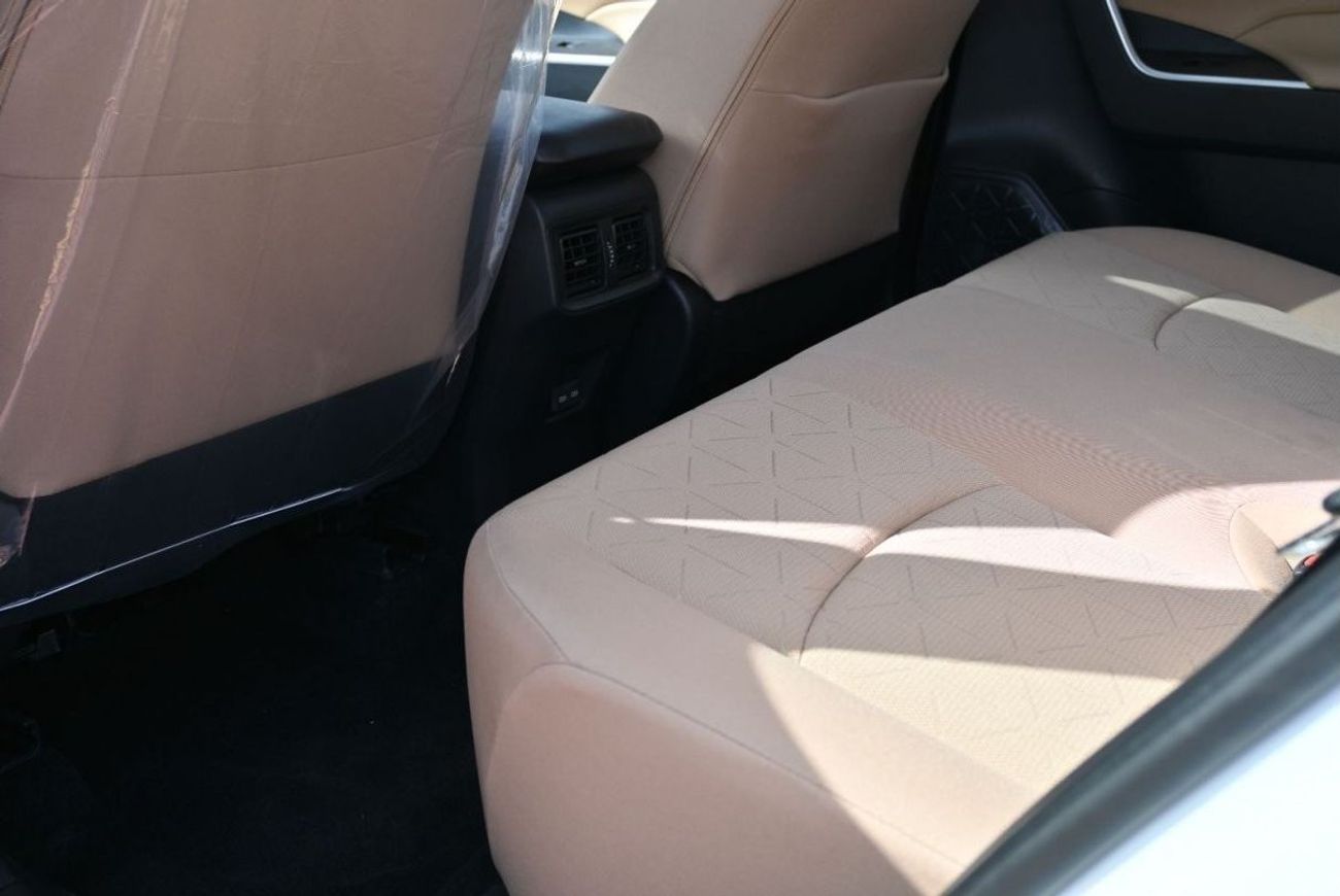 تويوتا راف ٤ تويوتا RAV4 2.0 لتر بنزين ، CUV ، دفع رباعي ، 5 أبواب ، مثبت سرعة ، فتحة سقف ، بدء دفع ، DVD ، كامير