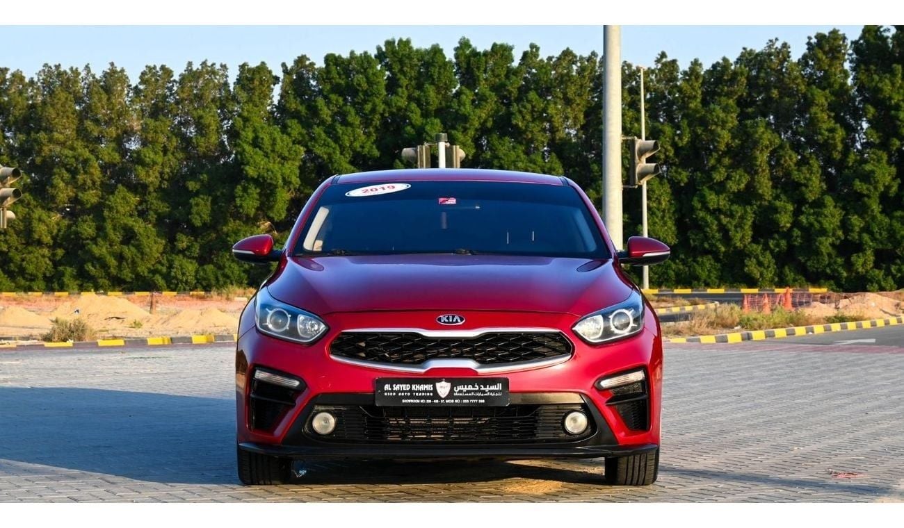 كيا سيراتو Base 1.6L Kia Cerato 2019 GCC in excellent condition, inside and out