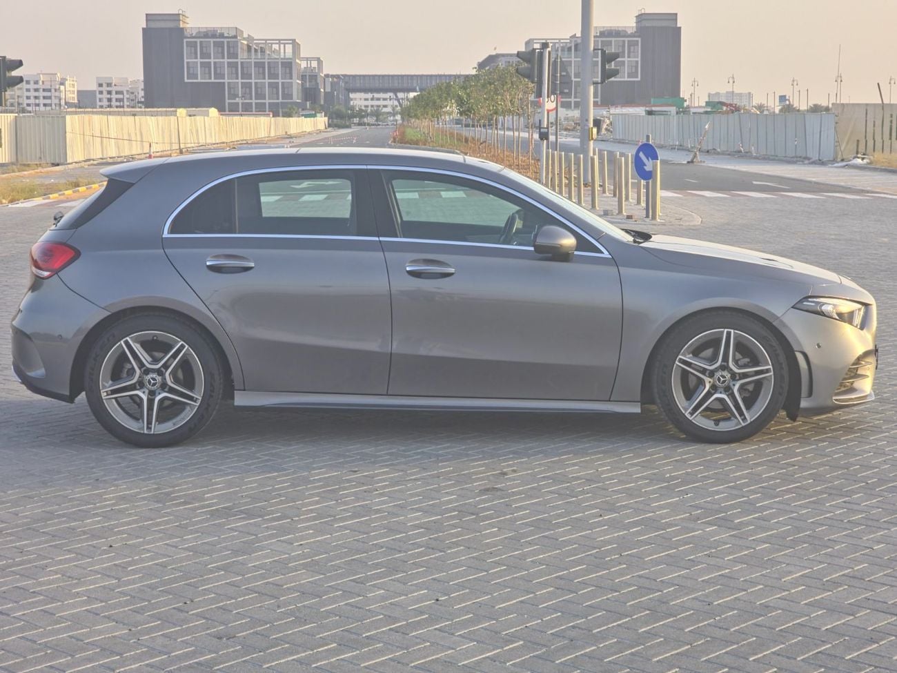 مرسيدس بنز A 200 AMG