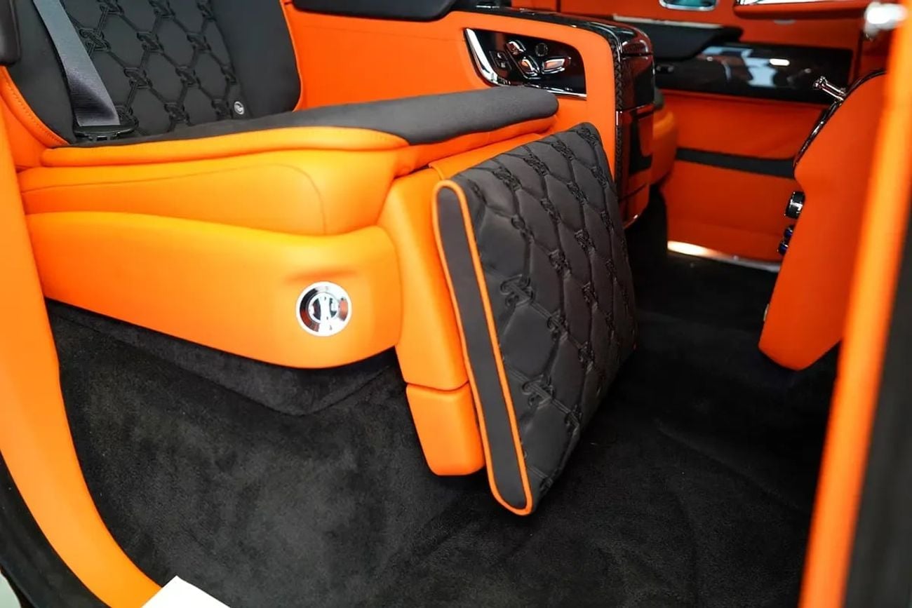 Rolls Royce Cullinan BLACK BADGE | DUALITY SEATS | CURTAINS