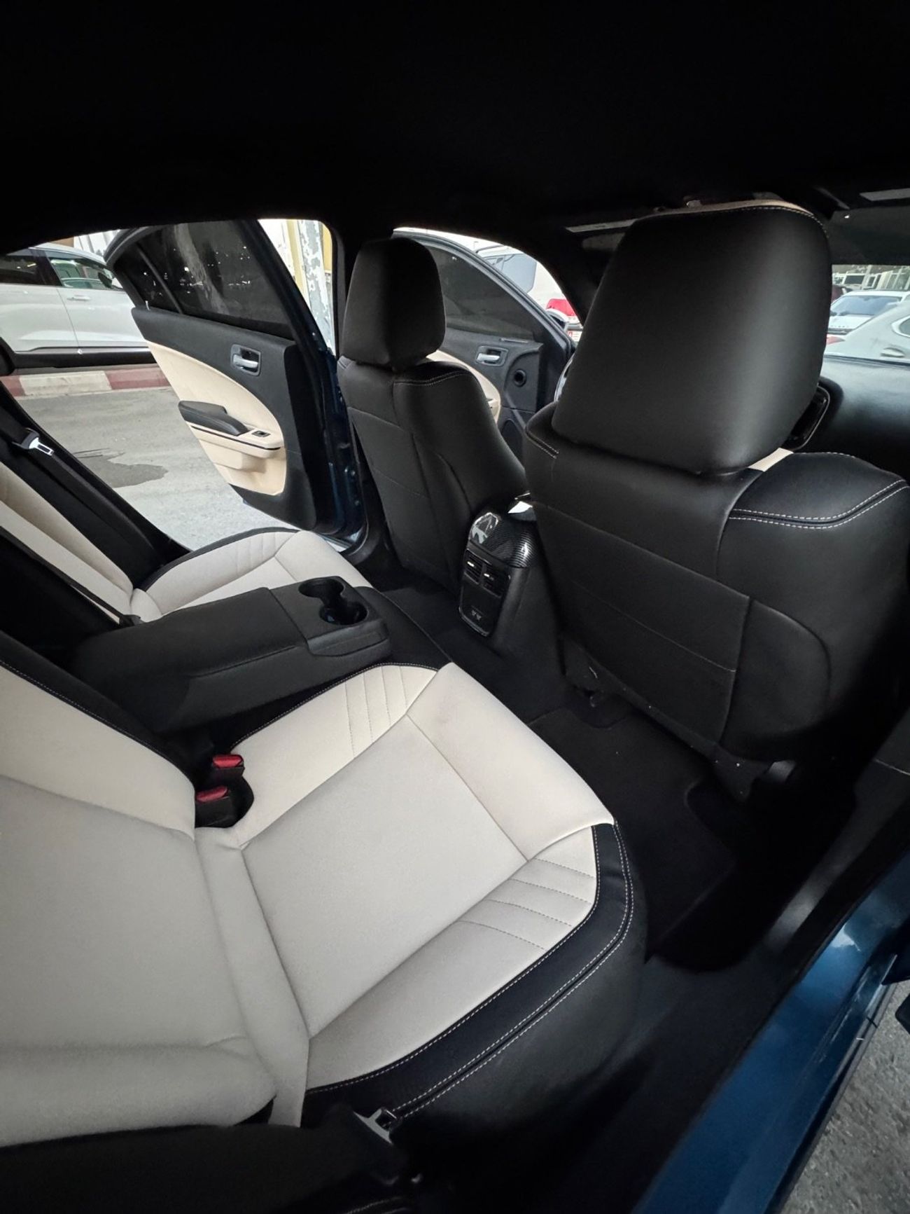 Dodge Charger SXT Plus 3.6L