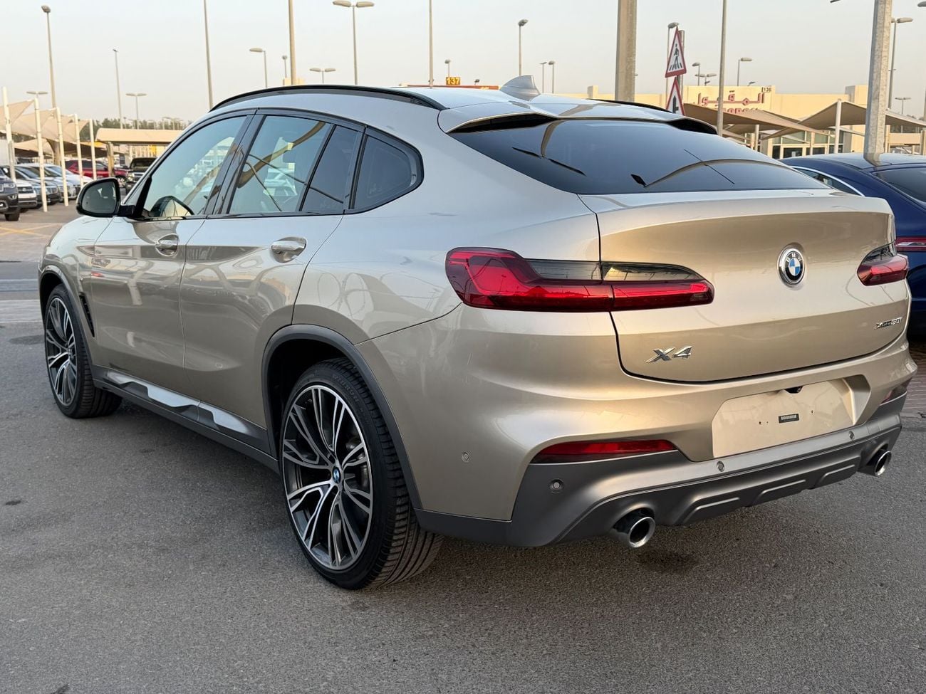 بي أم دبليو X4 XDRIVE 30I M SPORT PACK