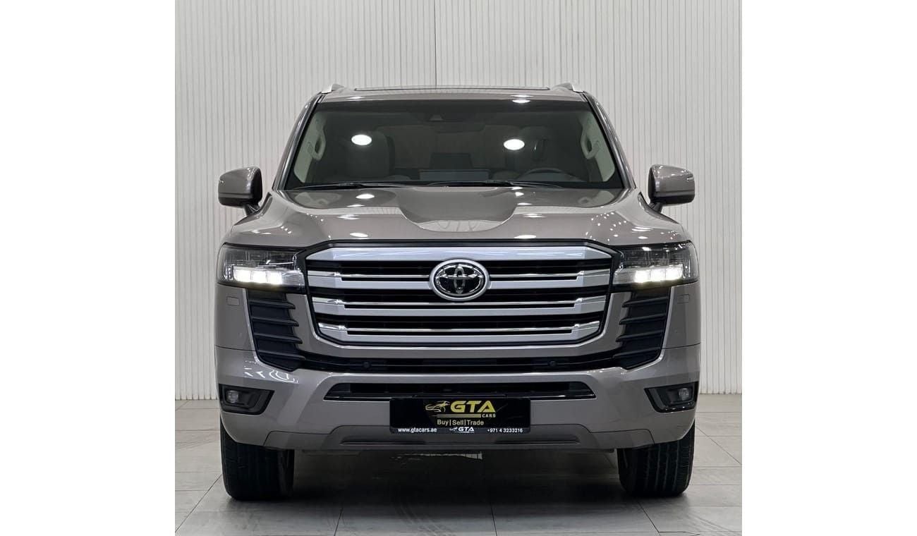 تويوتا لاند كروزر 2024 Toyota Land Cruiser GXR V6, April 2028 Toyota Warranty + Service Pack, Low Kms, GCC