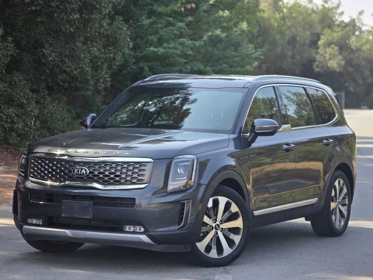 Kia Telluride EX 3.8L KIA TELLURIDE 2020 GCC // 2KEYS // ALL WHEEL DRIVE // PERFECT CONDITION // FULL OPITION // A