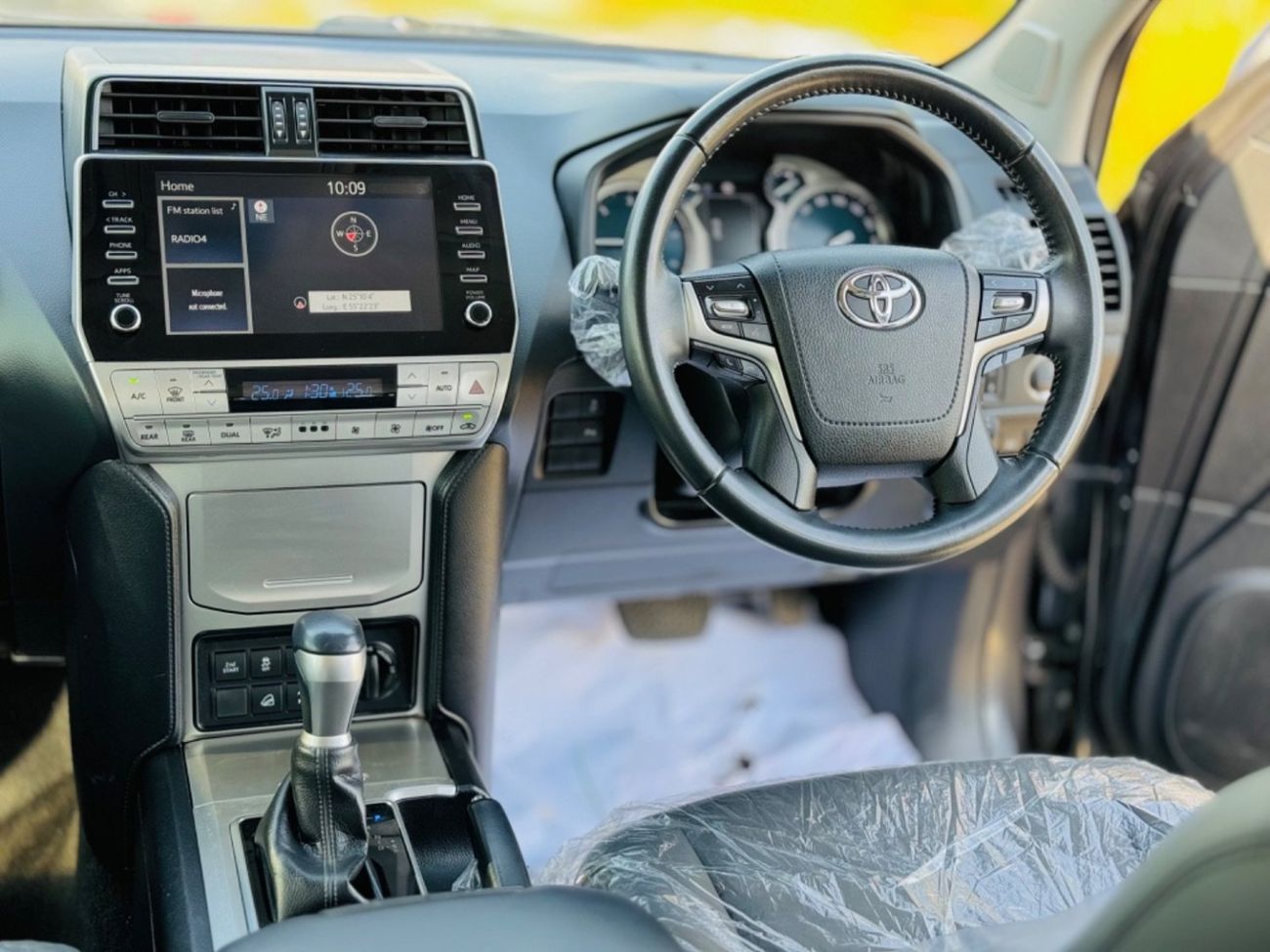 تويوتا برادو Toyota Land Cruiser prado full option RHD