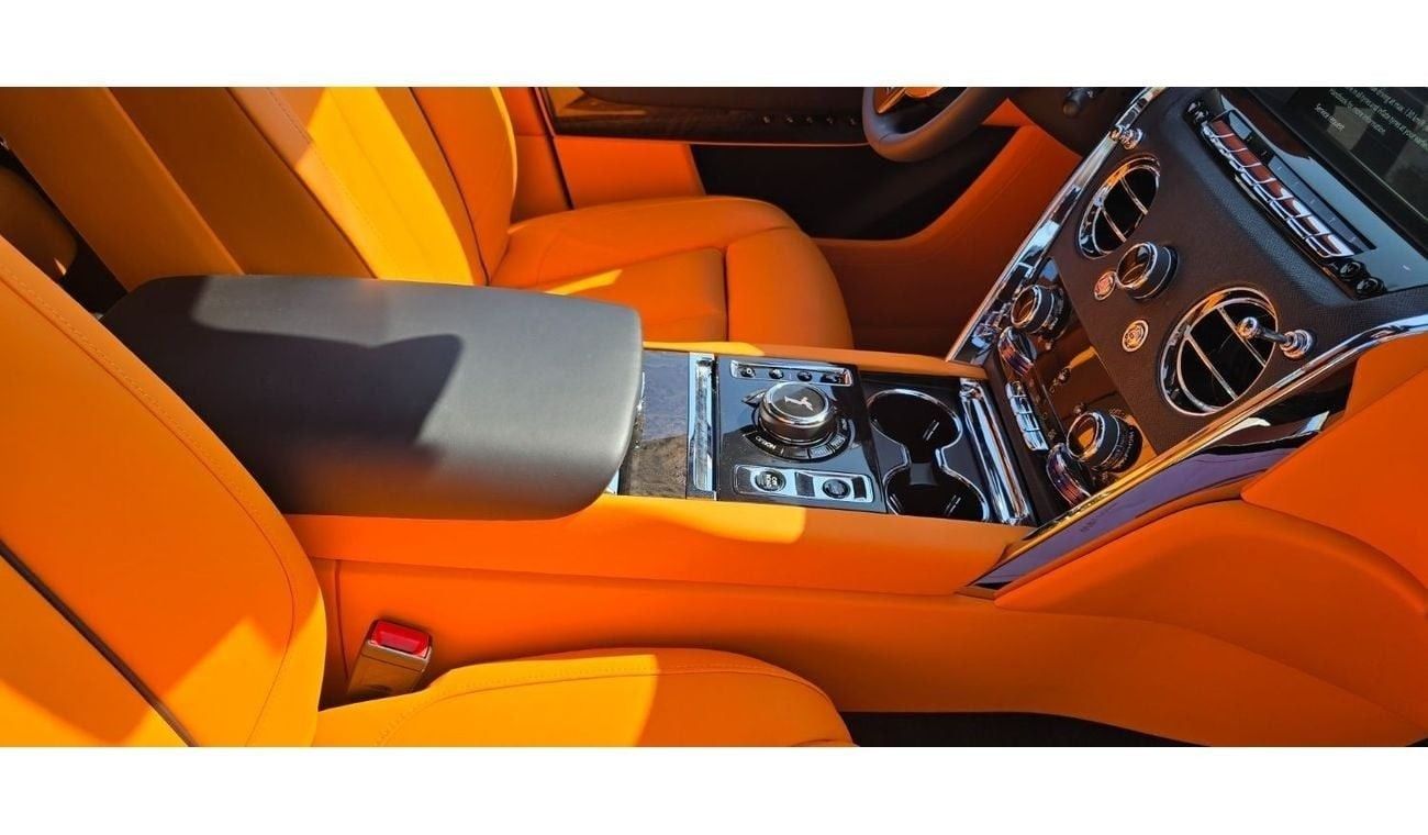 رولز رويس كولينان Rolls Royce Cullinan Silver Badge | 2023