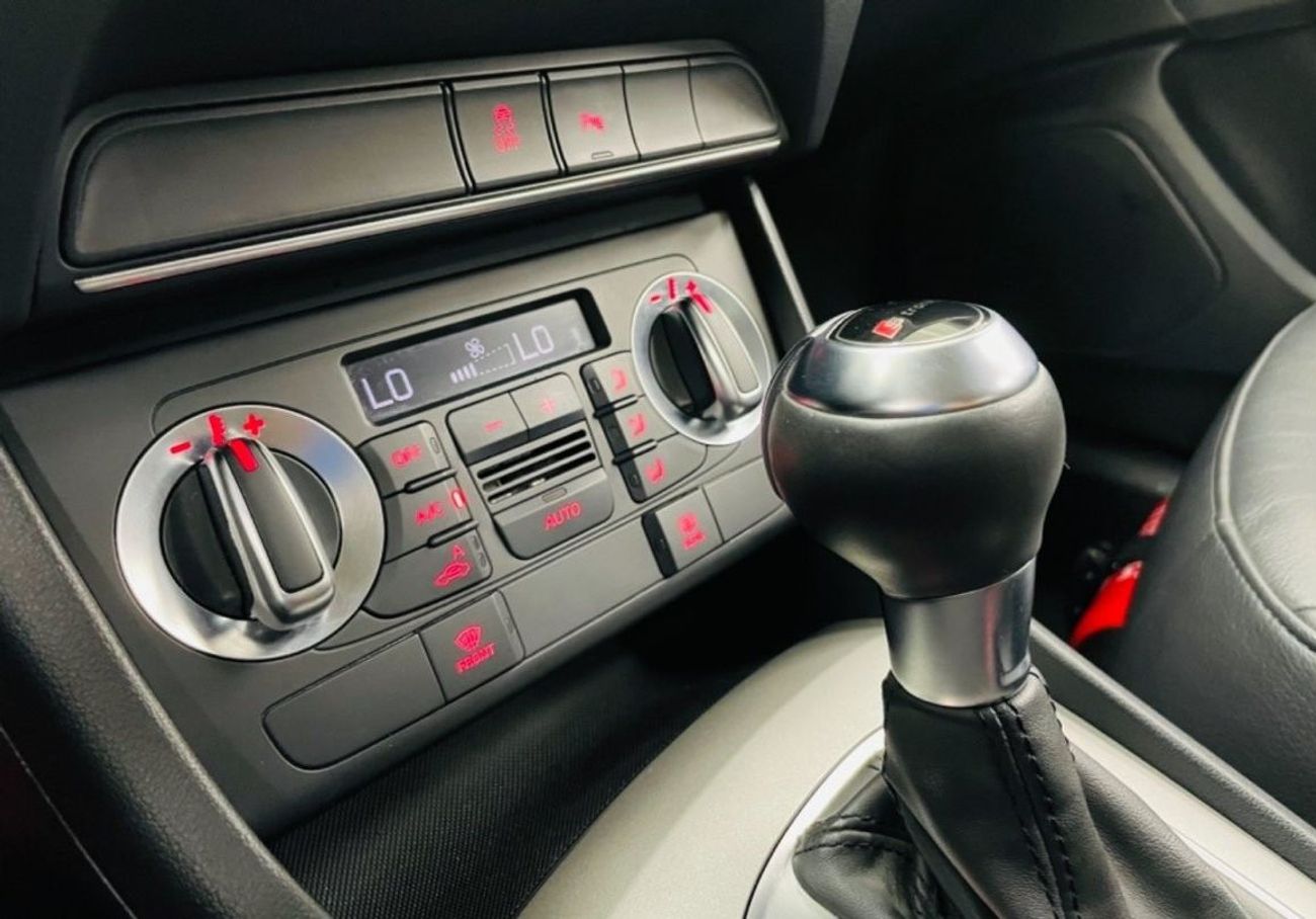 أودي Q3 Q3 .. GCC .. Perfect Condition .. FSH .. 2,0T