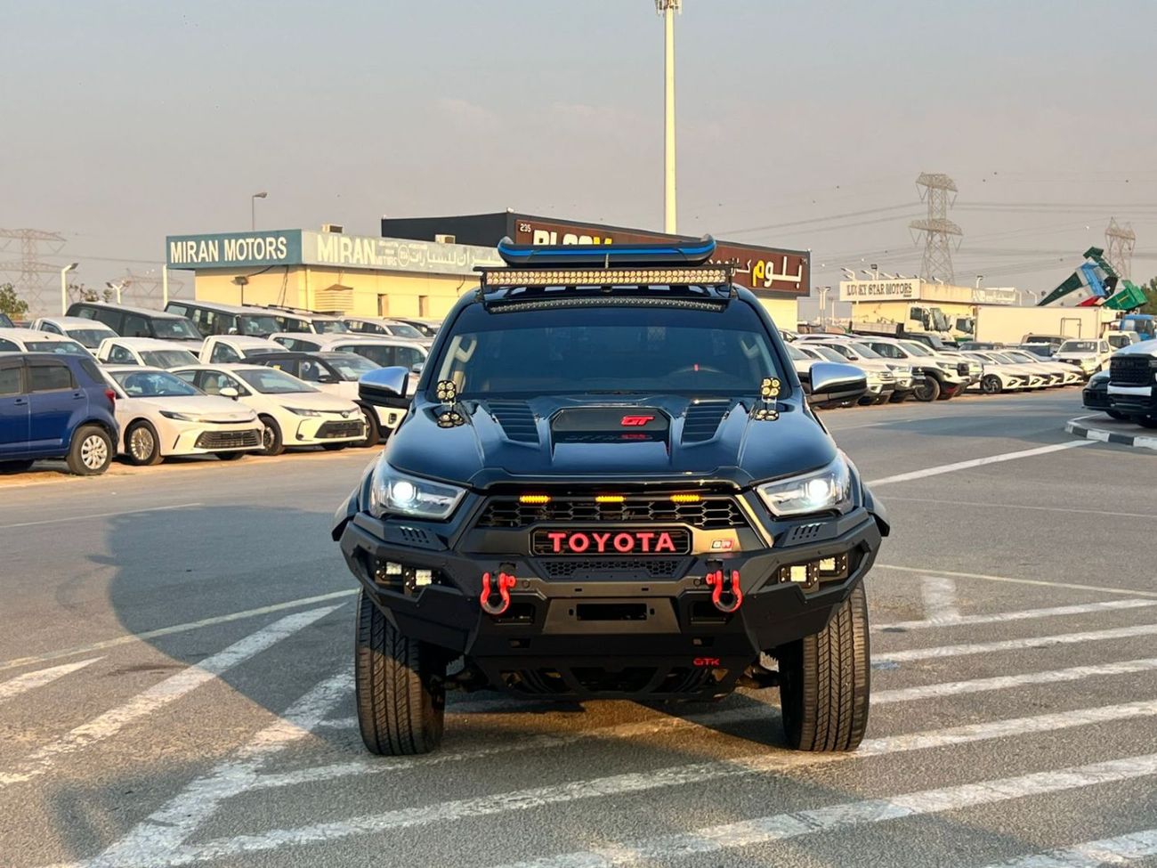 Toyota Hilux Toyota Hilux 2021Model 2.7 v4 Engine Fuel.Petrol Revolution Edition .off Road package full option. B